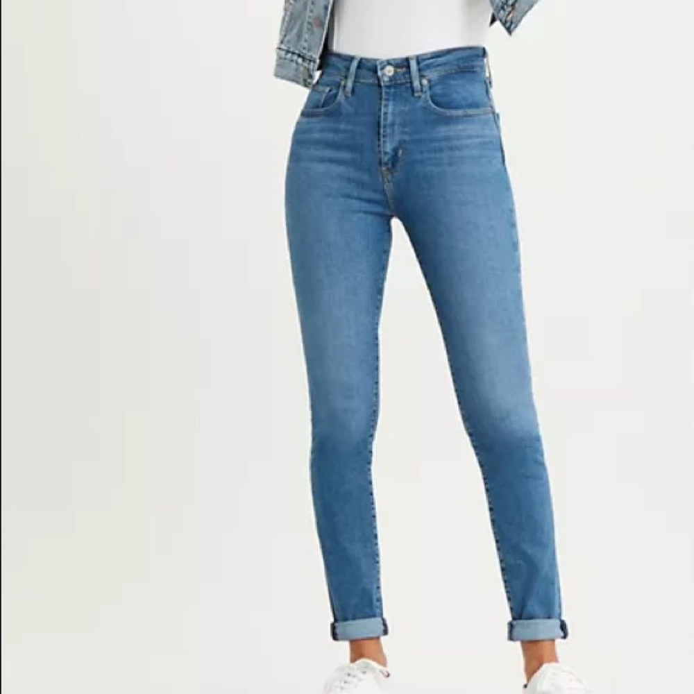 Levi’s Red tab 721 high rise skinny jeans